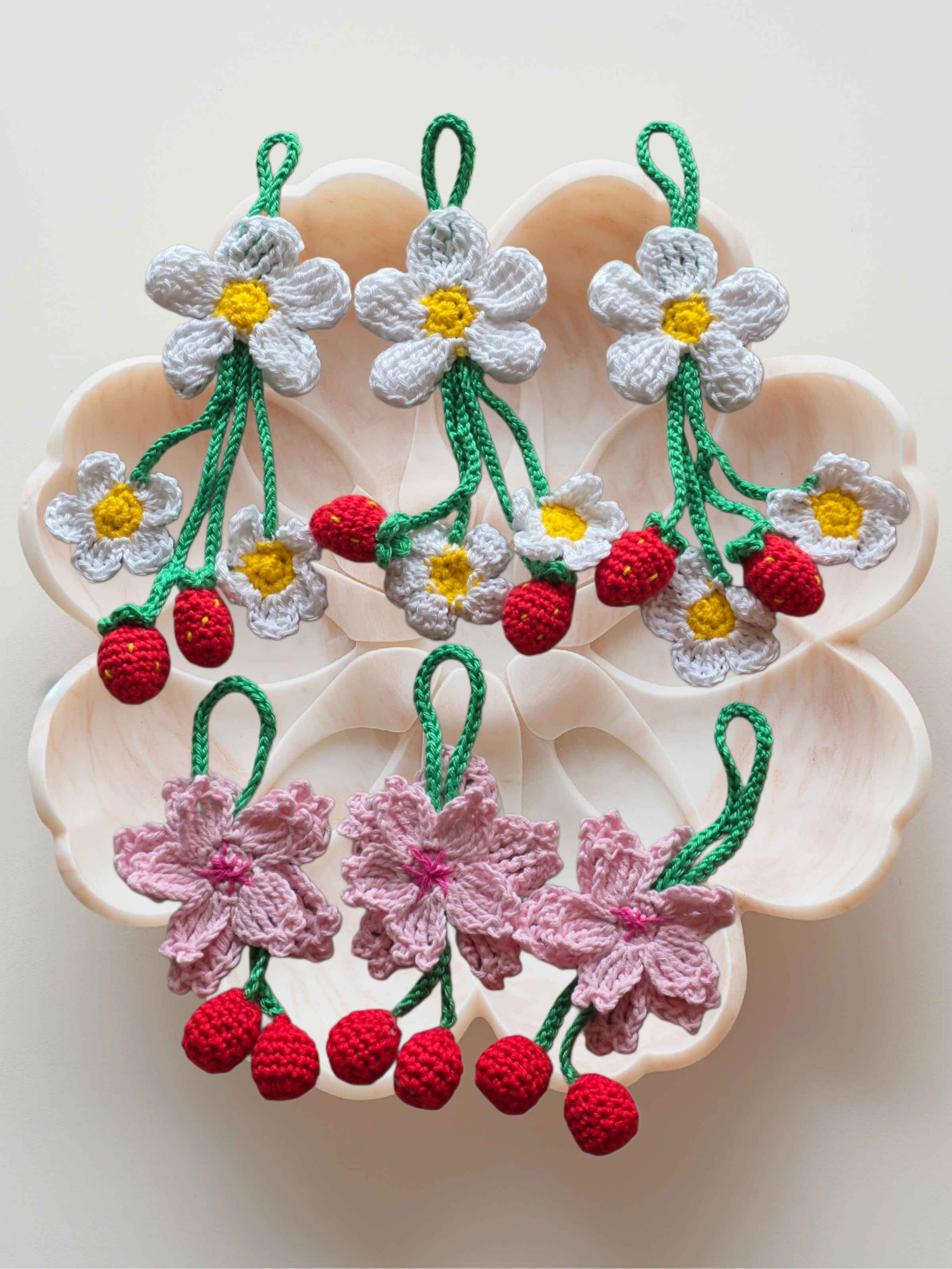 Cherry Blossom & Erdbeere - Taschenanhänger