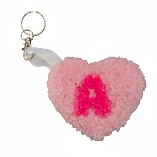 Flauschige Taschenanhänger handgemacht nach Wünsch